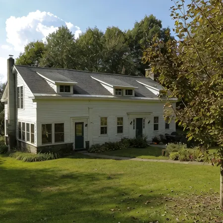 #1 Location for CDP. Fire-pit & Fishing Pond. FUN & Private. 5 bedrooms, 3 baths