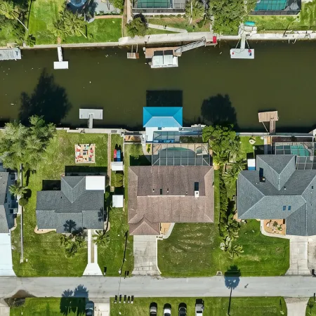Dont Miss This Waterfront Deep Canal.Gulf Access.Pool Home! Pool Table.Sleeps8.