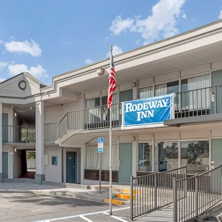 Rodeway Inn Orange Park - Jacksonville Near Naval Air Station