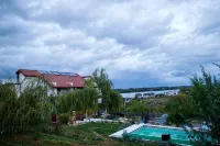 Pensiunea 4 Salcii - Pools