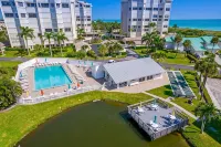 Ocean Village - Beach Condo just a few steps away from the beach 🏖 - 3-Star