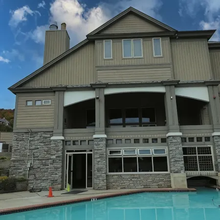 Ski-In/Ski-Out Hike and Swim Okemo Luxury Rustic Condo