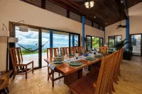 Stunning Ocean View-Rainforest Villa. Concierge, Breakfast/Housekeeping M-F.