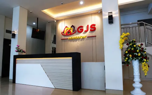 Gjs Homestay Kupang - 2-Star