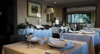 Hotel Los Españoles Plus - breakfast