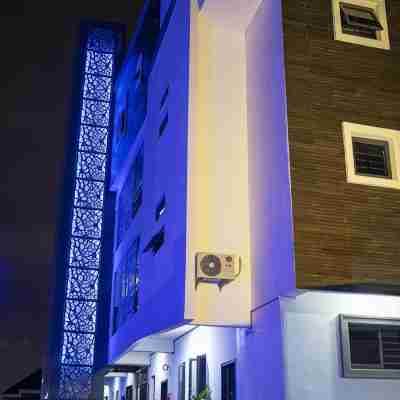 Lifestyle18 Hotel and Shortlet Apartments Hotel Exterior