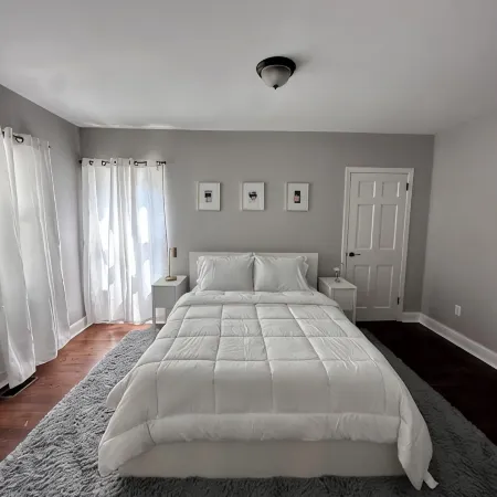 Charming 2bedroom Apt walking distance to Downtown Rahway & Train Station to NYC