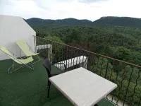 Au Relais Provencal - Mountain view