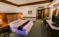 โรงแรมรายาแกรนด์ - พร้อมอาหารเช้า