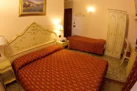 Locanda Poste Vecie - Guest houses