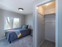 Remodeled 3 bedroom home in Monona. Close to Downtown! Hotels in Monona