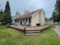 Wiseman Cottage on Hubbard Lake Hotels in Alcona County