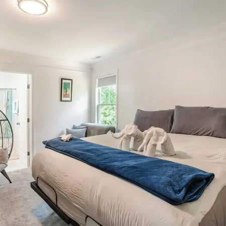 Luxurious 5-bedroom house with swim-spa, fitness&weight room, game room, & more!