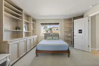 Strandcastle Beach House - Oceanfront! - You're right on the sand! - 4-Star