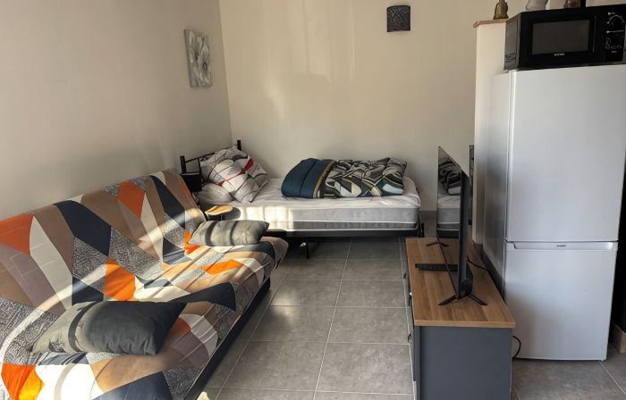 Cosy apartment with garden in Drôme Provençale