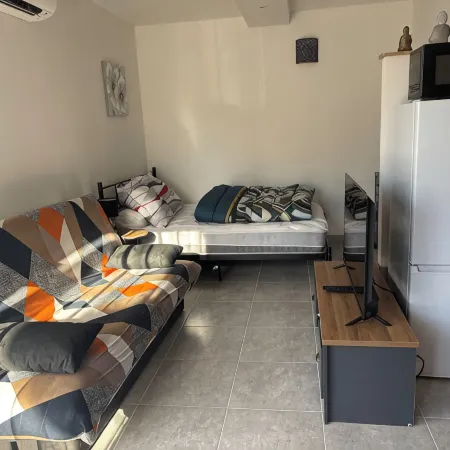 Cosy apartment with garden in Drôme Provençale