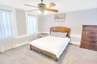 Northern Liberties Epic Retreat-Huge Yard/Fire Pit - บังกะโล