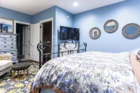 Charming 3-bedroom cottage in Oakleigh Historical District in downtown Mobile