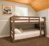 Family sized home 3 Minutes to the Jet Express and 30 minutes from Cedar Point! - 2-Star