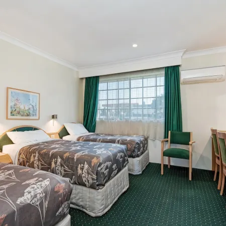 Colonial Terrace Motor Inn