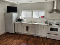 Cozy 1 bedroom cabin in peaceful Trinity Center with AC Hotele w: Trinity County