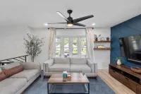 Stylish Split Foyer - The Sullivan 4 Bedrooms, 2 Bathrooms - Bungalows