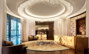 Grand Hyatt Abu Dhabi Hotel and Residence Emirates Pearl