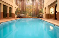The Redwood Riverwalk, a Boutique Hotel - Pools