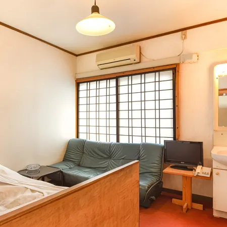 Gyokusenkan