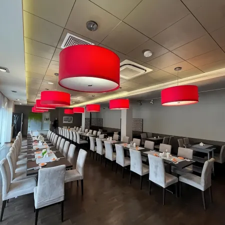 Iness Hotel