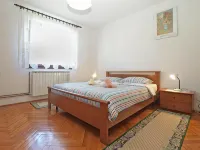 Bright apartment with garden and balcony - Homestays