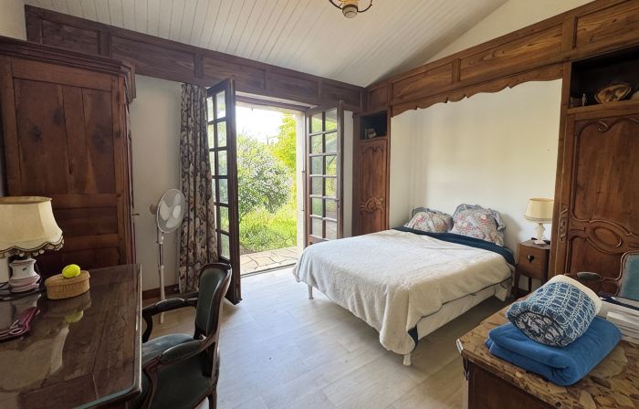 Family Home in South Vendée, Between Land and Sea, in a Quiet, Wooded Garden.