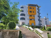 Alvero Hotel Hoteles en Përmet
