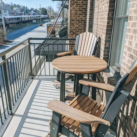 Beautiful condo in downtown Blue Ridge!