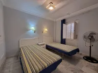 APARTMENT WITH SEA VIEWS AND FANTASTIC SUNSHINE - 公寓