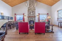 Equipped family-sized ski chalet in Driggs, ID a short drive to Grand Targhee. - Chalets