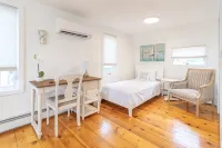 Clear LI Sound waterview, Wedding pics, Yale&Beach - 4-Star