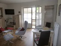 Modern Apartment with Balcony - Wifi