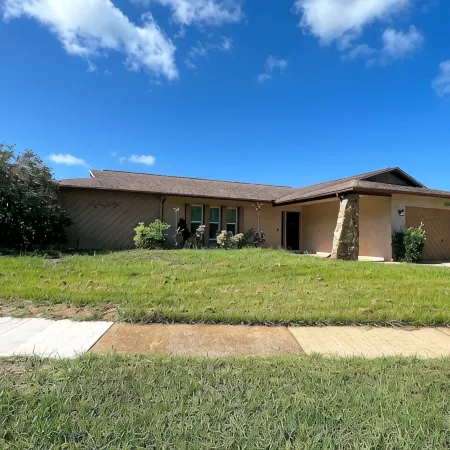 Dream Vacation Home w/heated pool near Clearwater&St. Pete/beaches quiet
