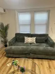 Cozy 1-Bedroom House in Charming Chicago Free Easy Parking , AC, Washer & Dryer - Bungalows