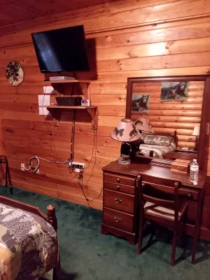 Get away for awhile and relax at God's Blessings cabin. Very quiet and peaceful. - Alppimaja