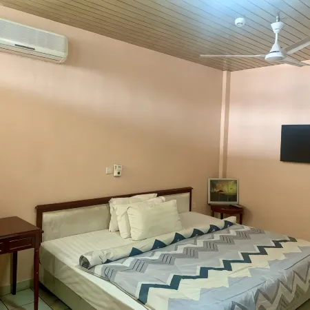 Mikaddo City Inn