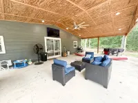 Charming Lakefront Cabin - Chalets