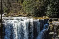 Country Cabin within minutes of the New River Gorge National Park & Preserve. - Chalets