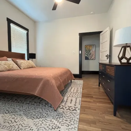 Cozy 2-bedroom Mid Century Modern house in Great Falls