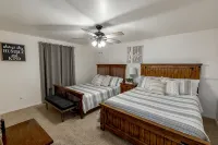 Sunset Mesa Hideaway-Lake Powell Views, Game Room & 3 Decks-Near Antelope Canyon - Boutique