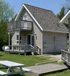 Lions Head Beach Motel & Cottages - Waterfront - Beach