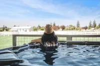 Hot Tub, Breakfast, and ideally located near Olympic National Park - breakfast