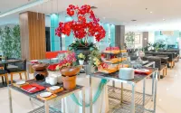 Ameera Hotel Pekanbaru - parkir