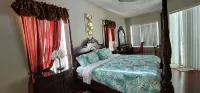 Gorgeous 5 bedroom home w/ pool. Close to  Destin Beaches. No cleaning fee! - Wifi